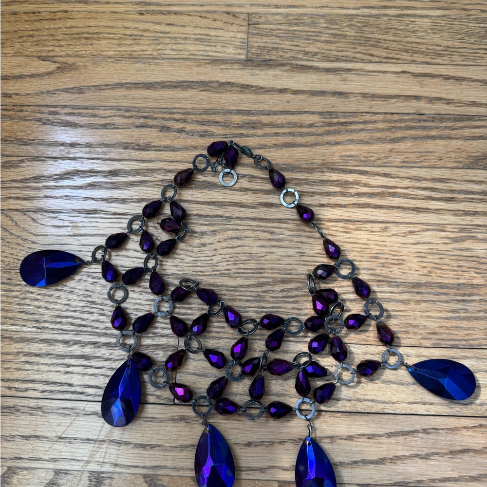 Early 2000’s statement Necklace